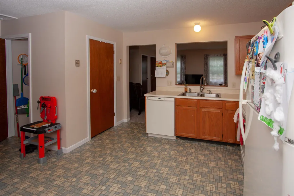 881 Williams Road Colchester VT 05446