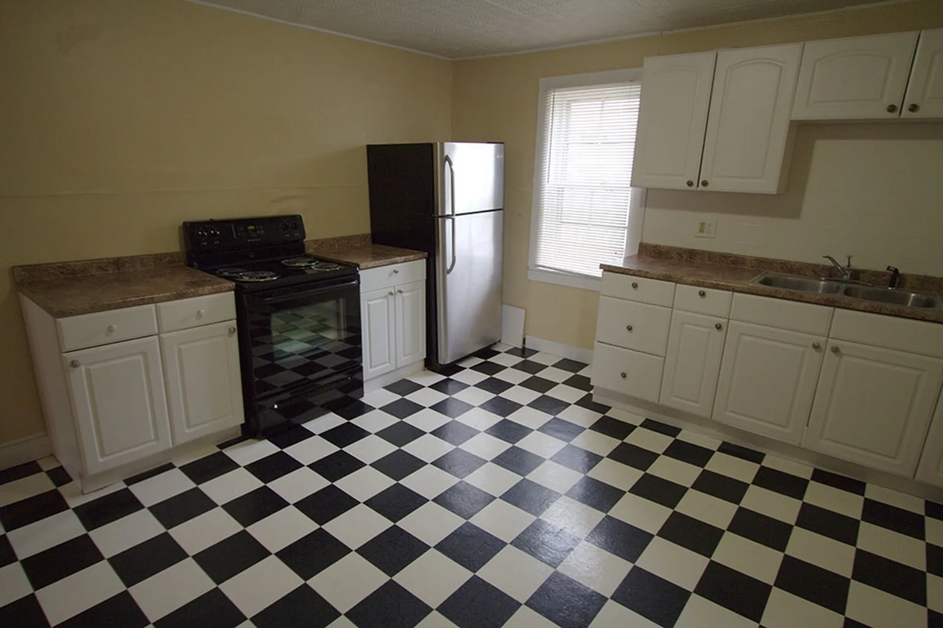 62 Willow Street Keene NH 03431
