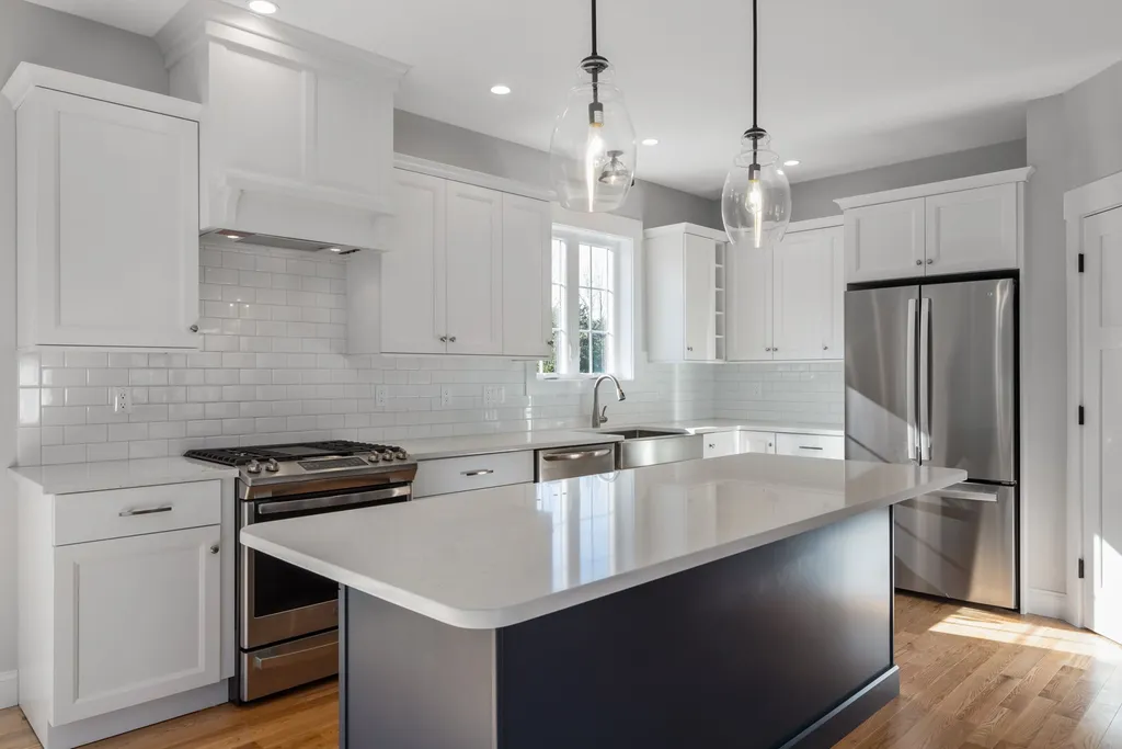 42 Rockingham Avenue Portsmouth NH 03801