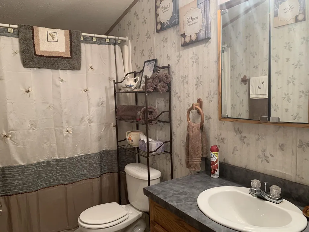 13 Mavis Avenue Rochester NH 03839