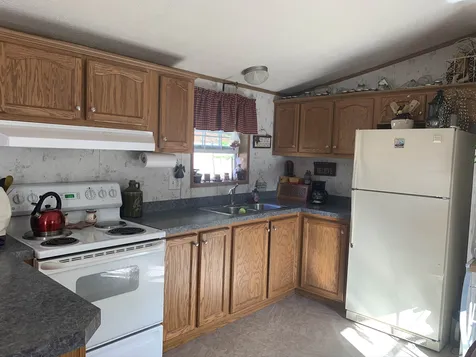 13 Mavis Avenue Rochester NH 03839
