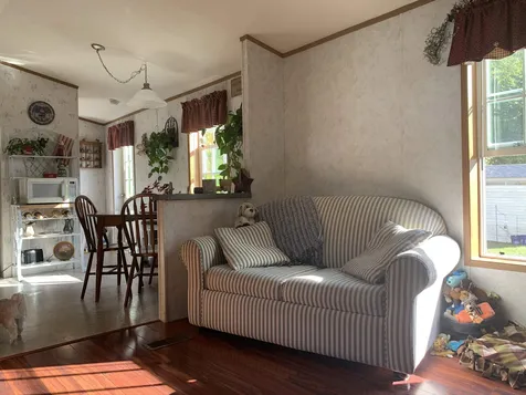 13 Mavis Avenue Rochester NH 03839