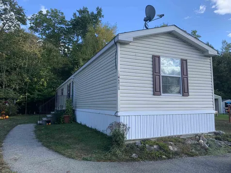 13 Mavis Avenue Rochester NH 03839