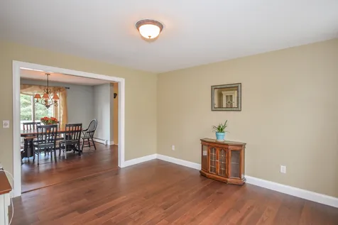 30 Harlans Way Dover NH 03820