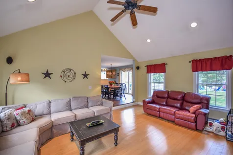 30 Harlans Way Dover NH 03820