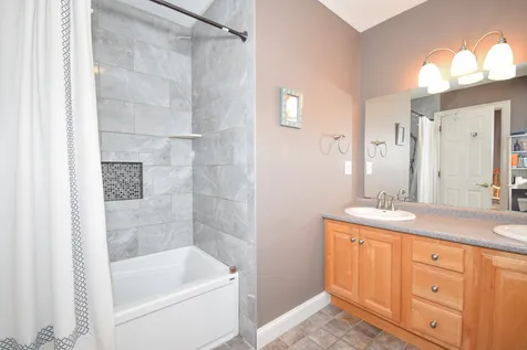 30 Harlans Way Dover NH 03820