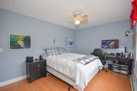 30 Harlans Way Dover NH 03820