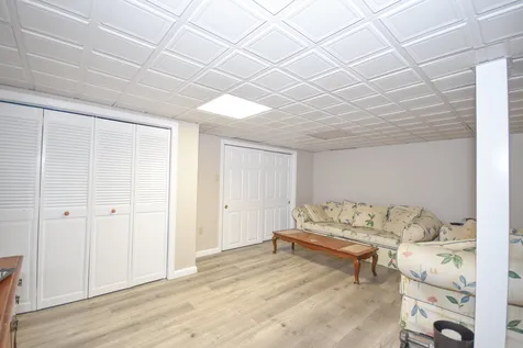 30 Harlans Way Dover NH 03820