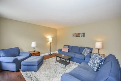 30 Harlans Way Dover NH 03820