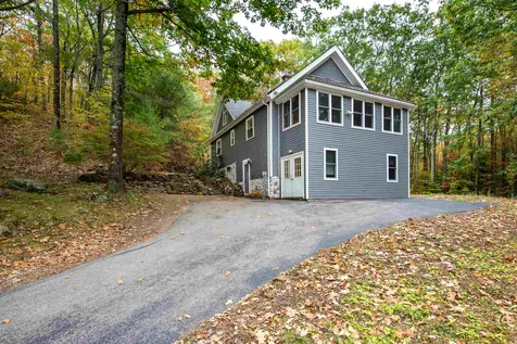 63 Stagecoach Road Barrington NH 03825