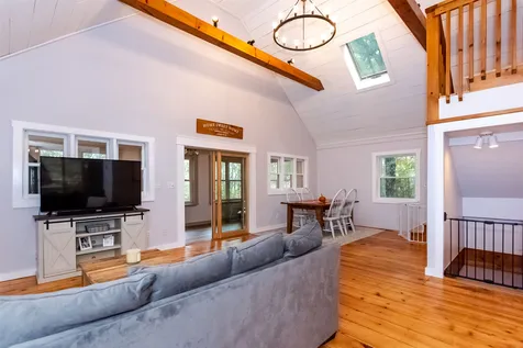 63 Stagecoach Road Barrington NH 03825