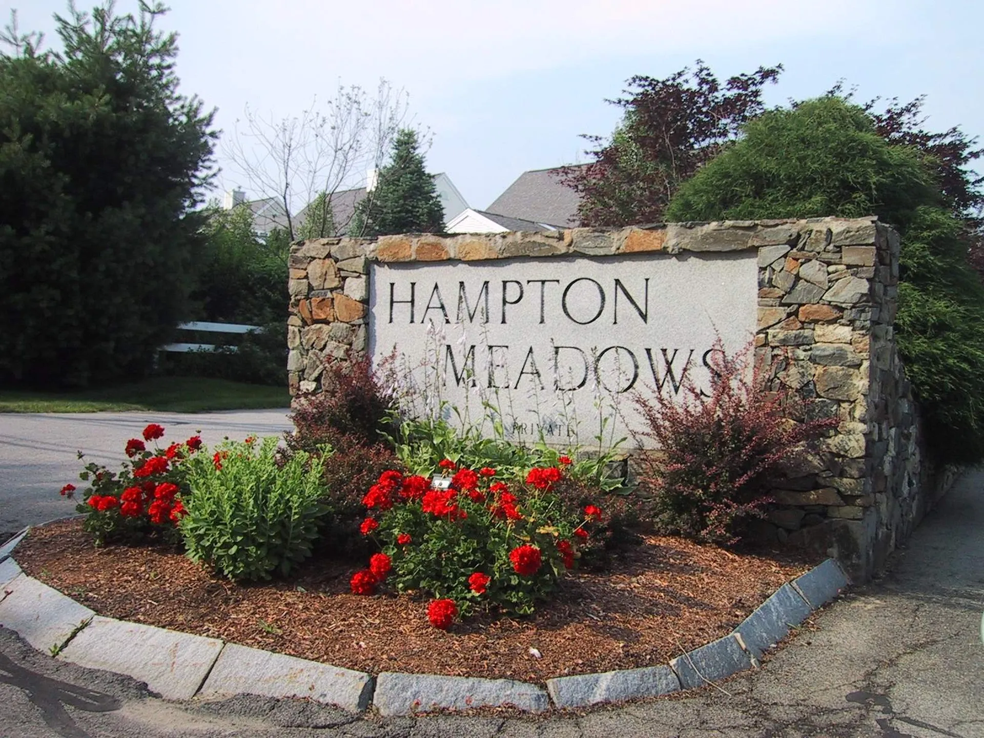 56 Hampton Meadows Hampton NH 03842-1814