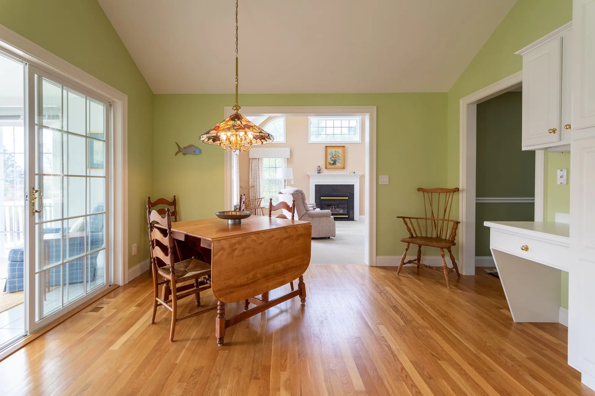 56 Hampton Meadows Hampton NH 03842-1814