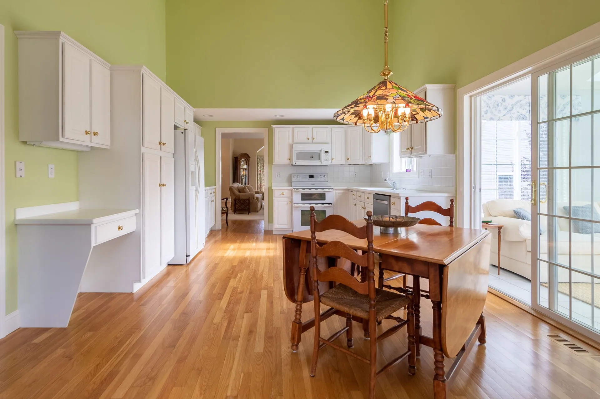 56 Hampton Meadows Hampton NH 03842-1814