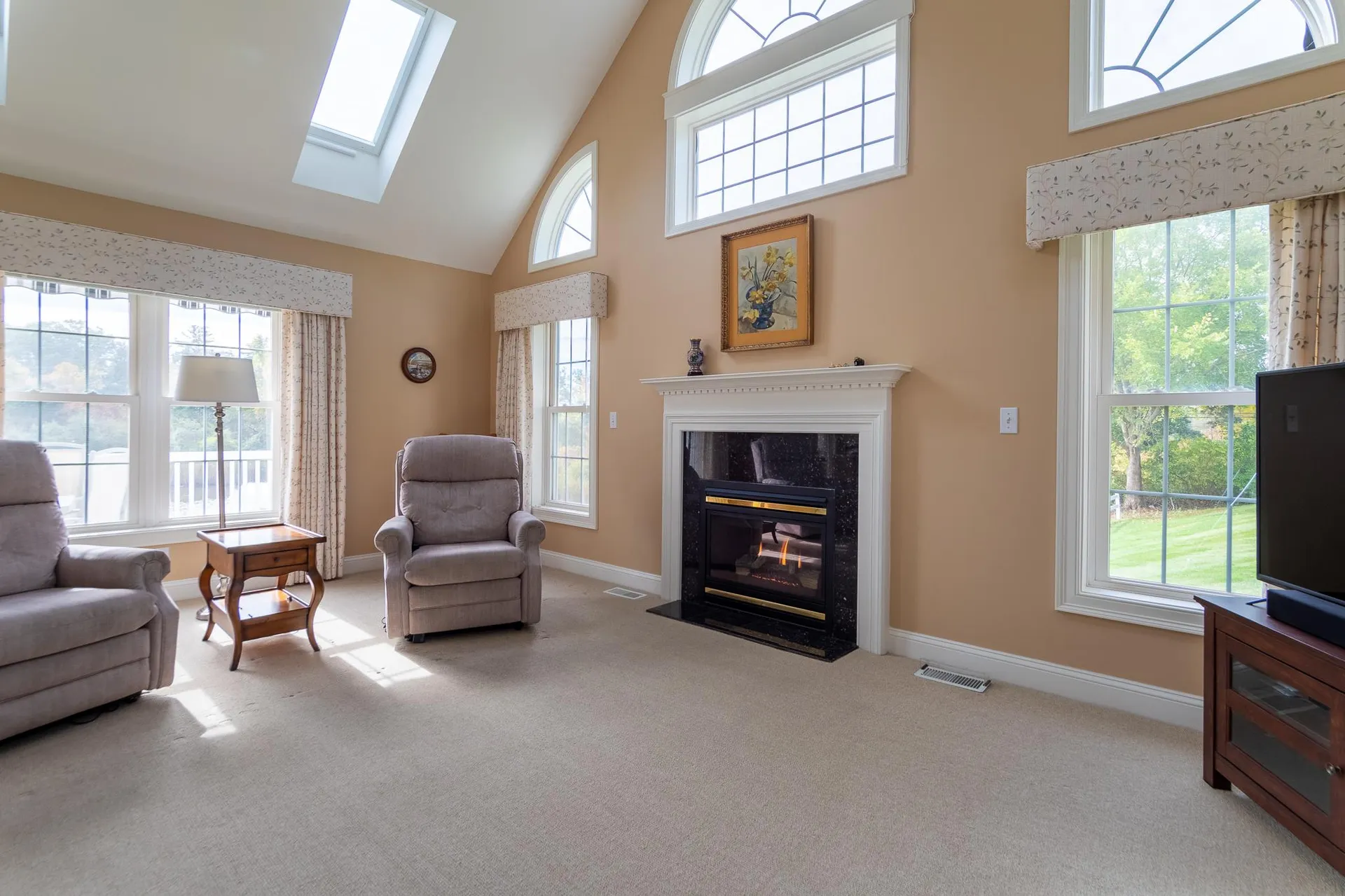 56 Hampton Meadows Hampton NH 03842-1814