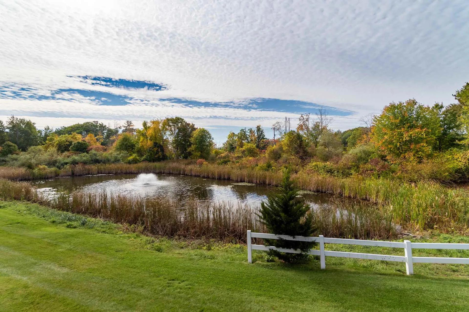 56 Hampton Meadows Hampton NH 03842-1814