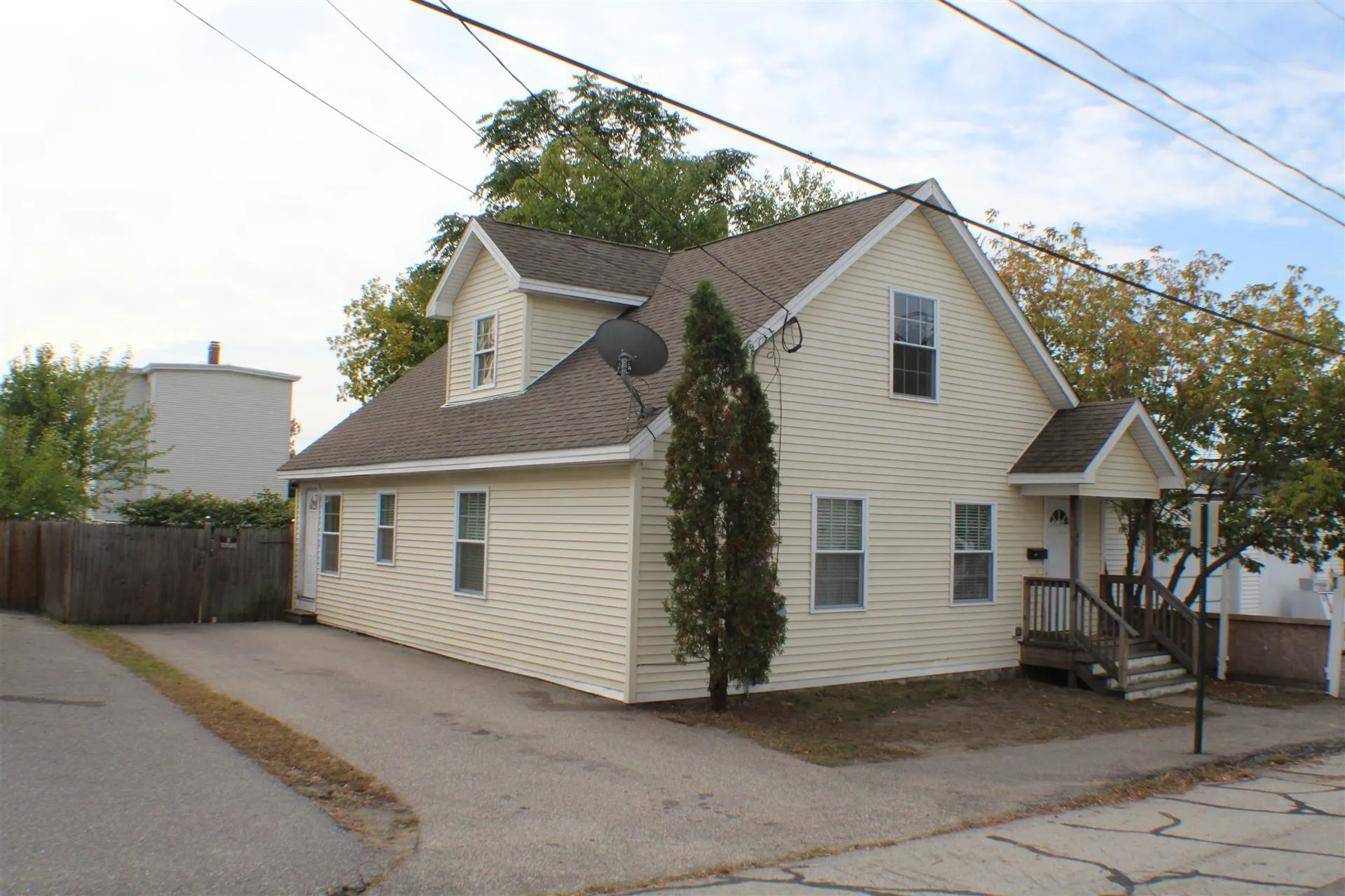 411 Dix Street Manchester NH 03103