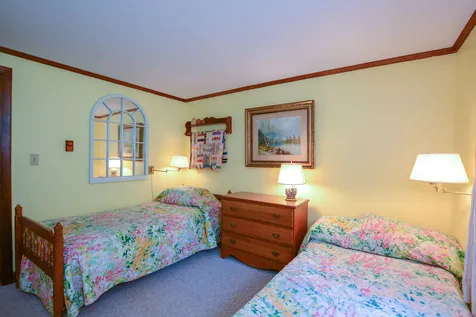 211 Hemlock Lane Barrington NH 03825