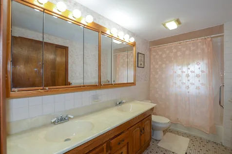 211 Hemlock Lane Barrington NH 03825