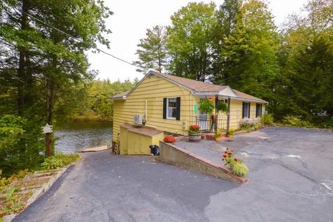 211 Hemlock Lane Barrington NH 03825