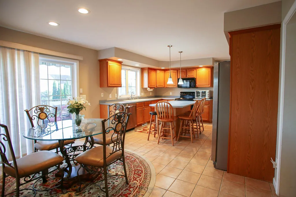 50 Dairy Lane South Burlington VT 05403