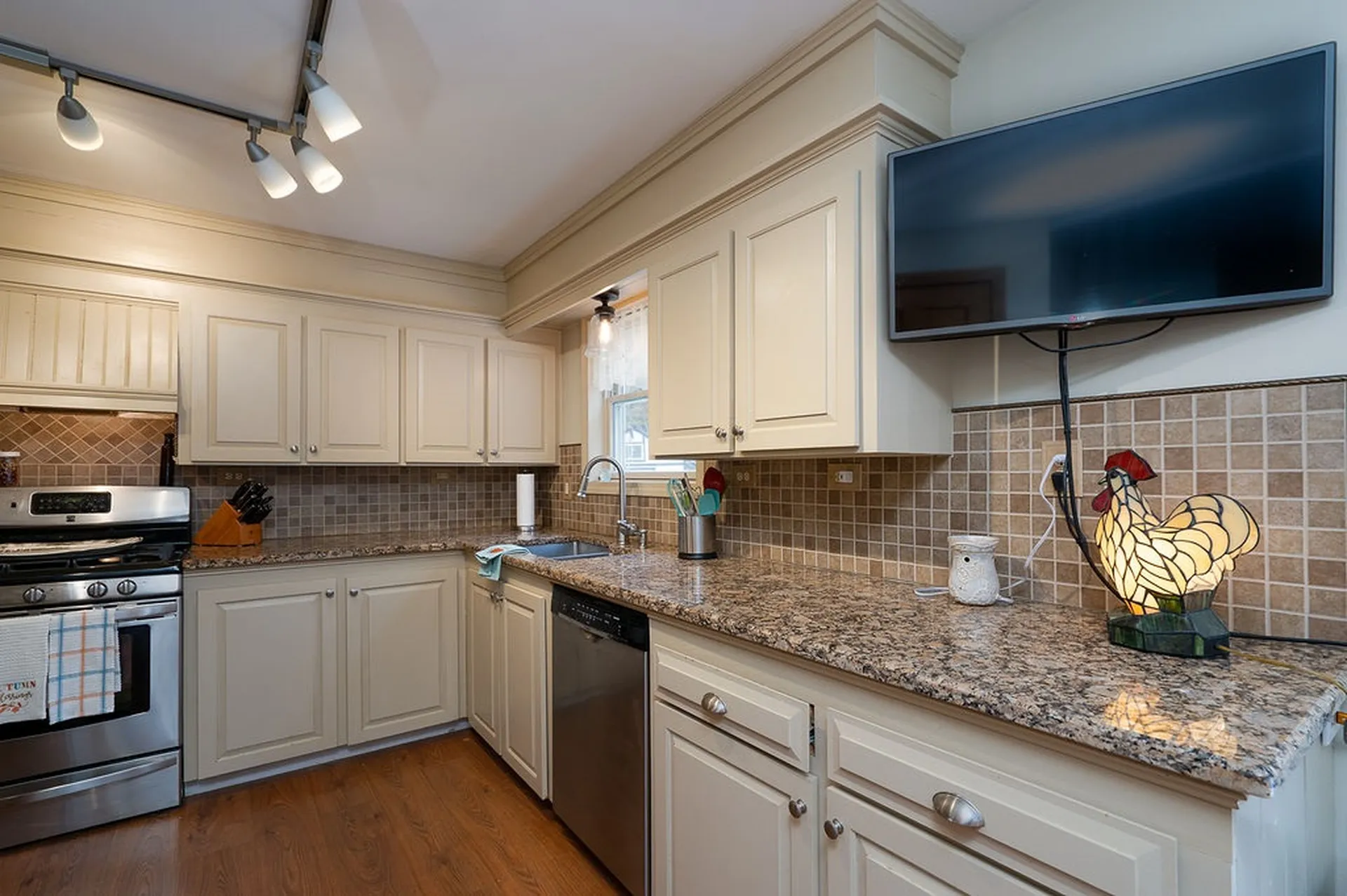 1262 Halfmoon Pond Road Washington NH 03280