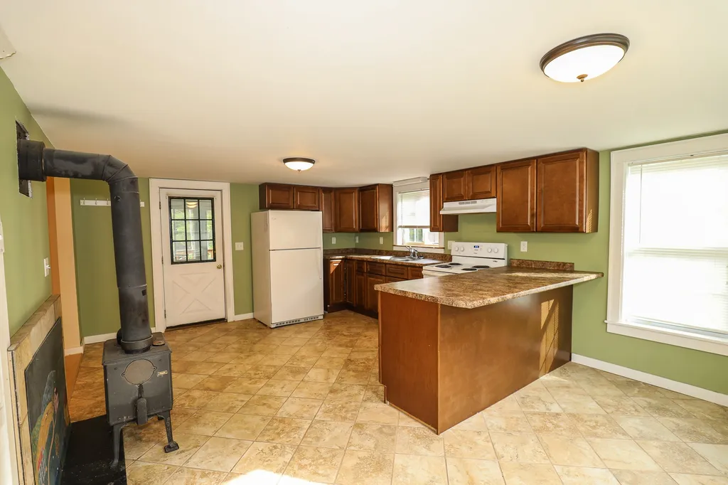 126 Ayers Road Canterbury NH 03224