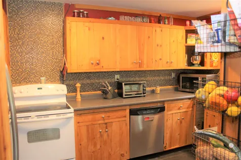 42 Syndicate Street Newport NH 03773
