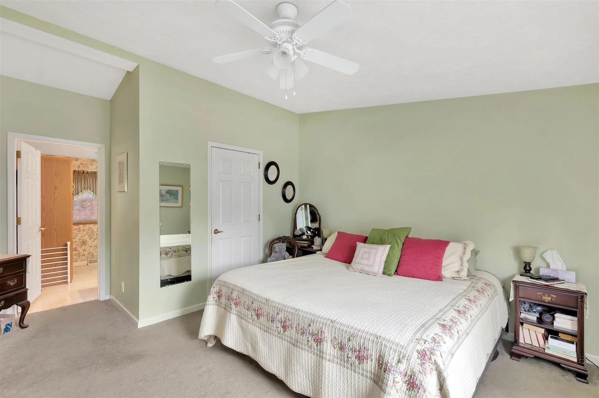 5 Hawaii Lane Rochester NH 03867