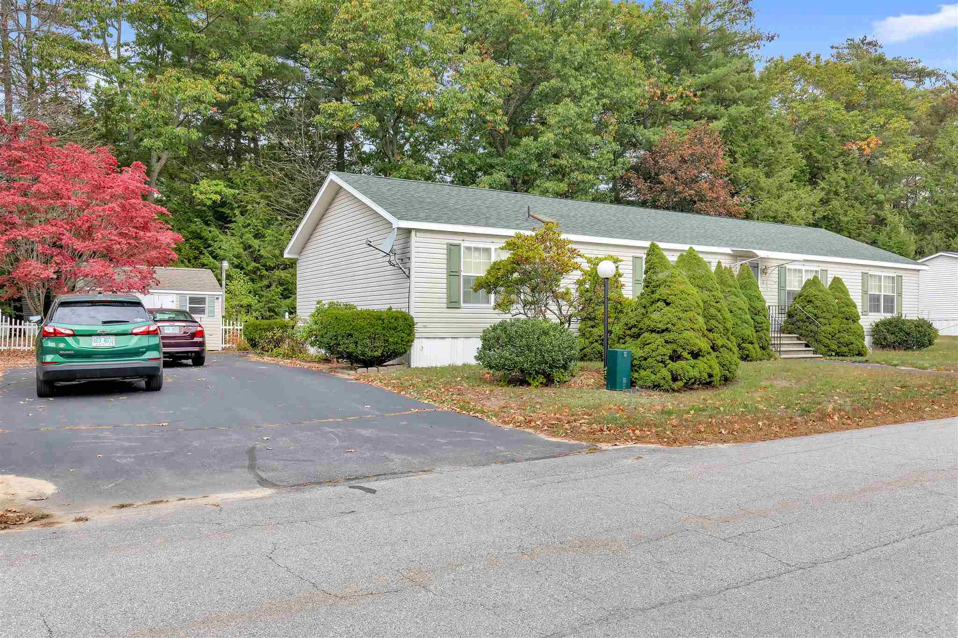 5 Hawaii Lane Rochester NH 03867