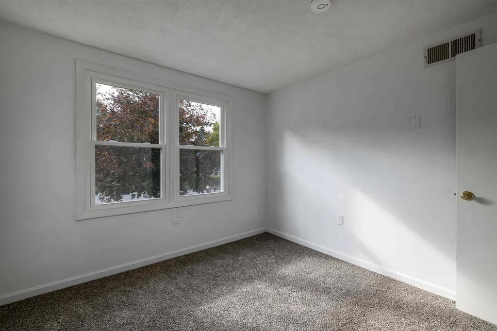 85 Charlie Loop Wells ME 04090