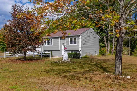 85 Charlie Loop Wells ME 04090