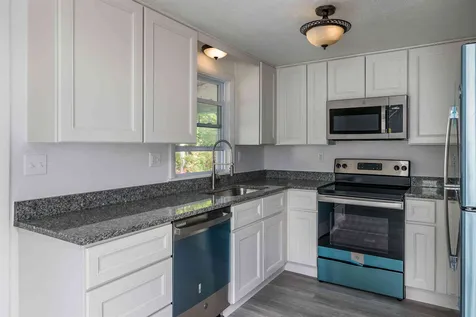 85 Charlie Loop Wells ME 04090