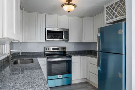 85 Charlie Loop Wells ME 04090