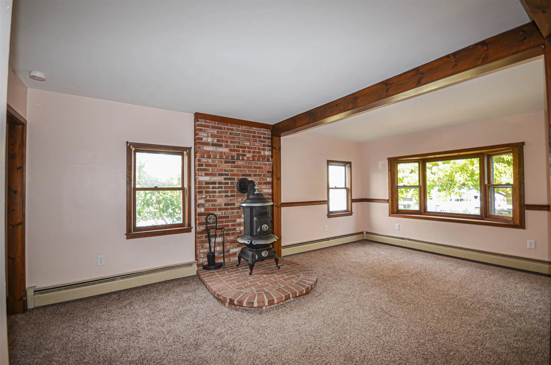 156 Joliette Street Manchester NH 03102