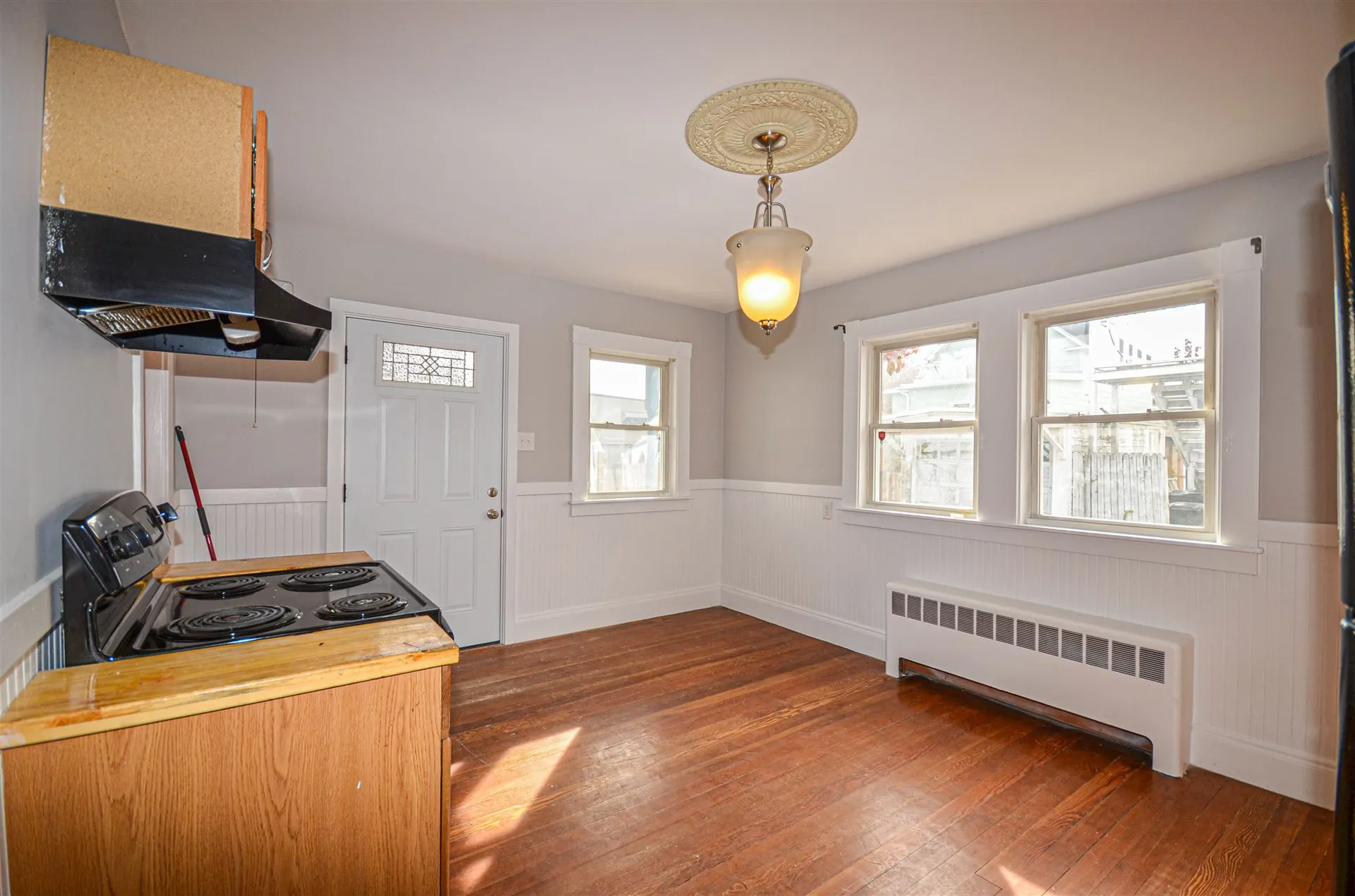 156 Joliette Street Manchester NH 03102
