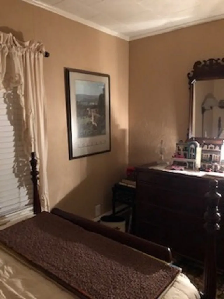 6 Harmony Lane Claremont NH 03743