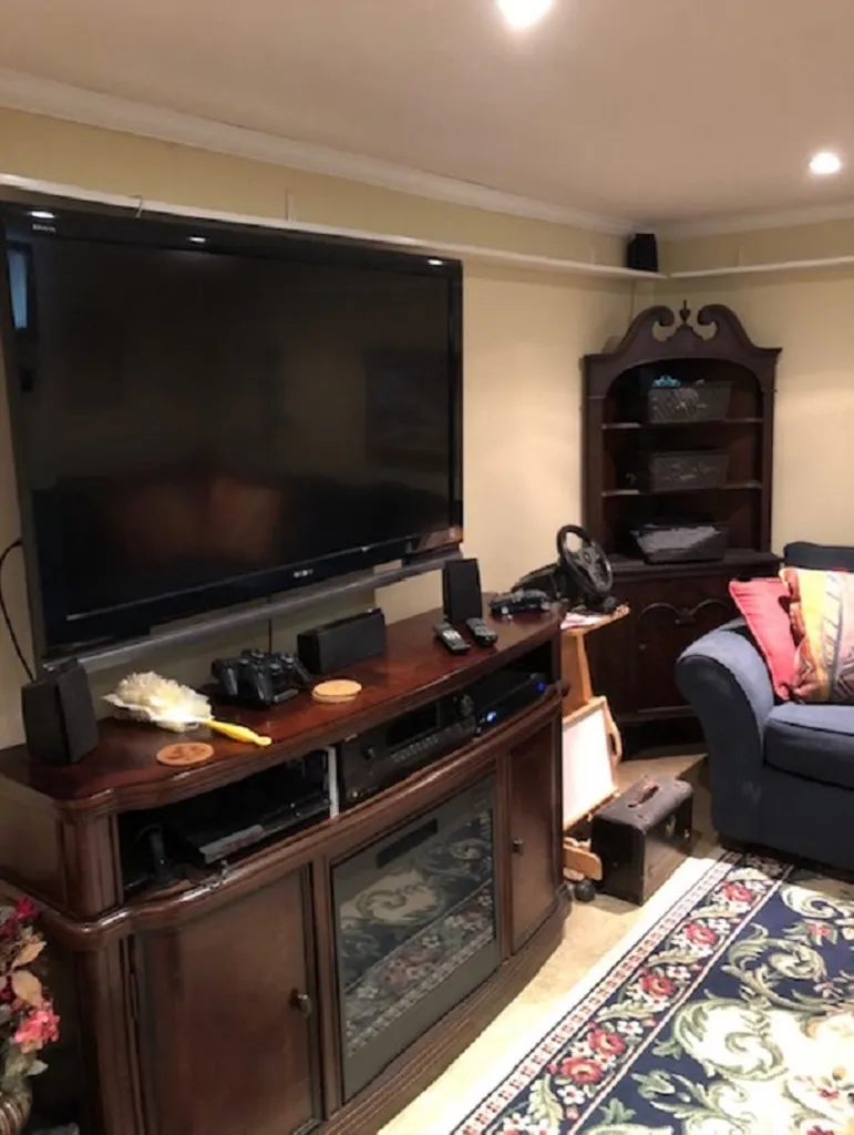 6 Harmony Lane Claremont NH 03743