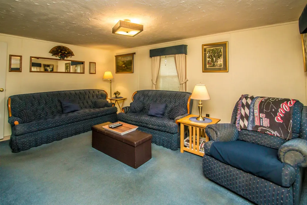 766 Union Street Littleton NH 03561