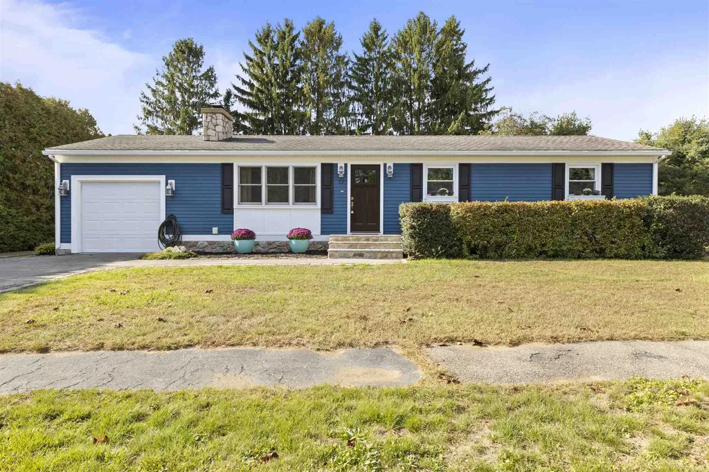 17 Mariette Drive Portsmouth NH 03801