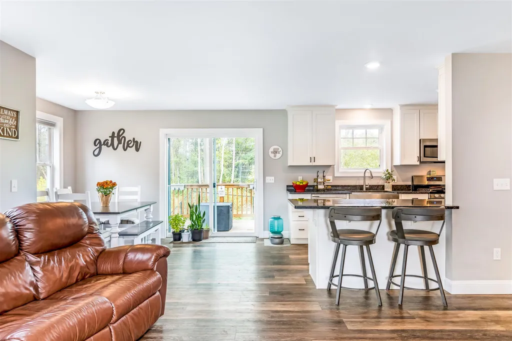 53 Seward Road Colchester VT 05446