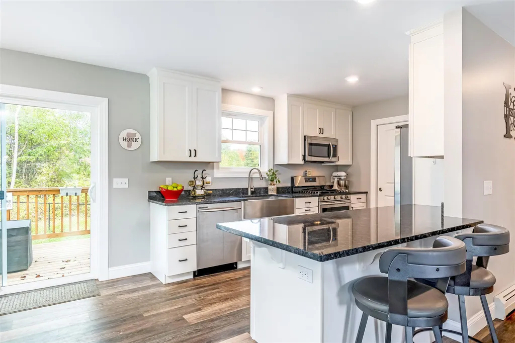53 Seward Road Colchester VT 05446