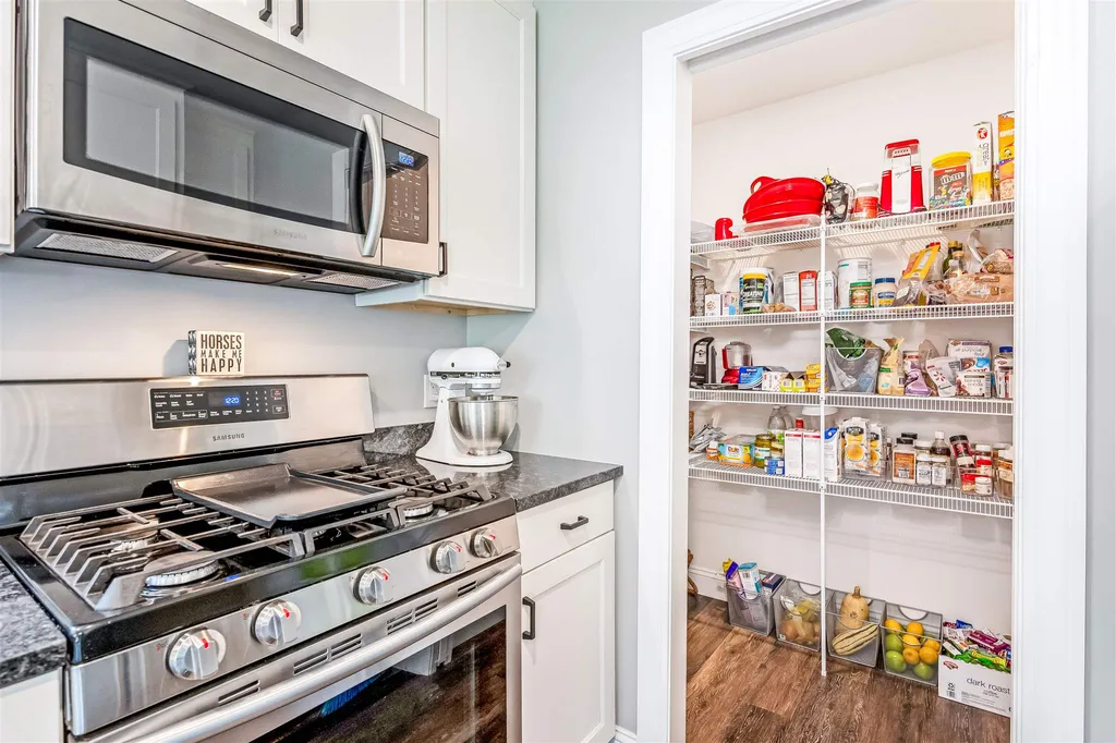 53 Seward Road Colchester VT 05446