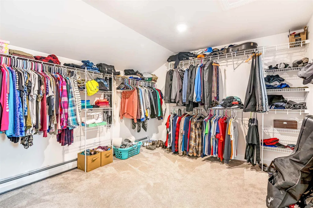 53 Seward Road Colchester VT 05446