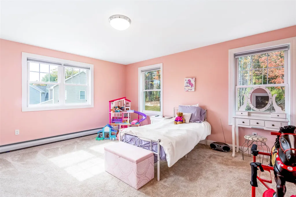 53 Seward Road Colchester VT 05446