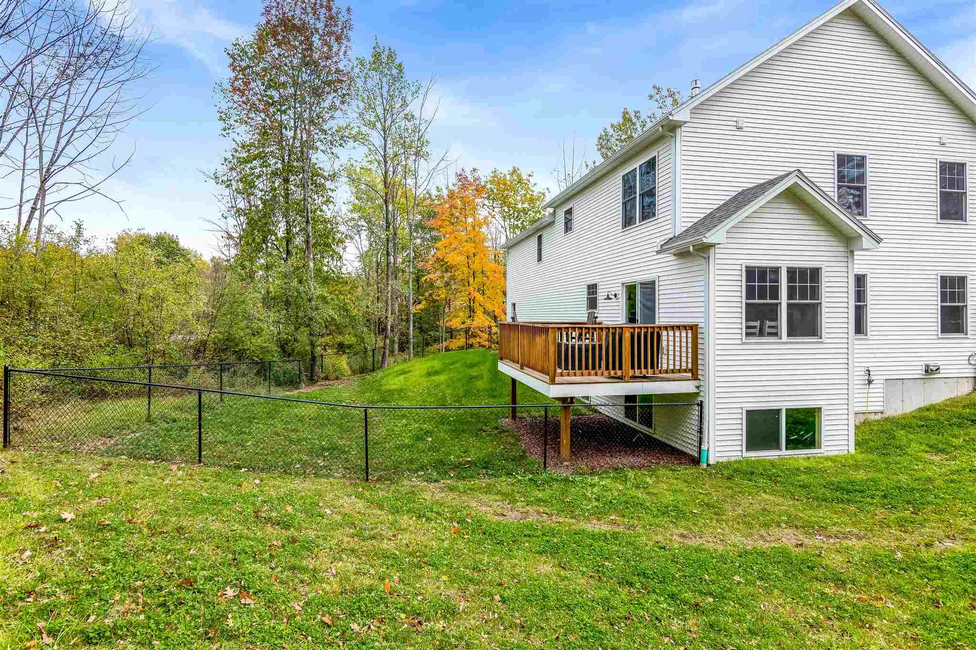 53 Seward Road Colchester VT 05446