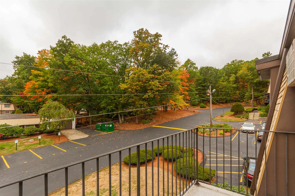 3 Silvestri Circle Derry NH 03038