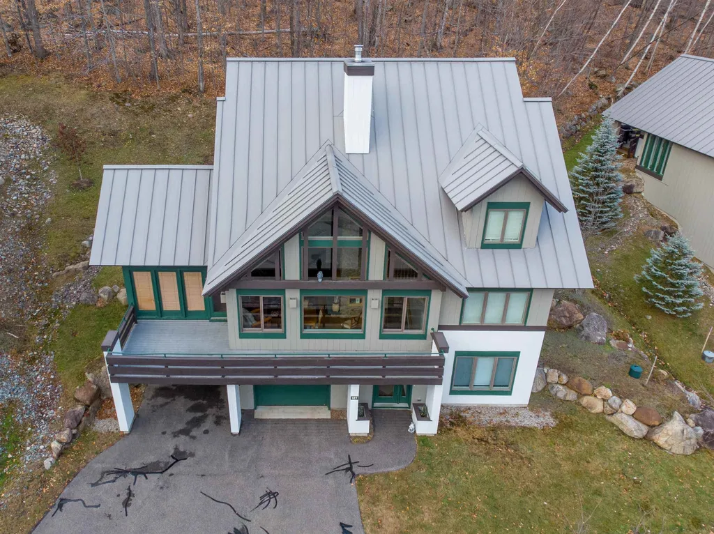 127 Coolidge Falls Road Lincoln NH 03251