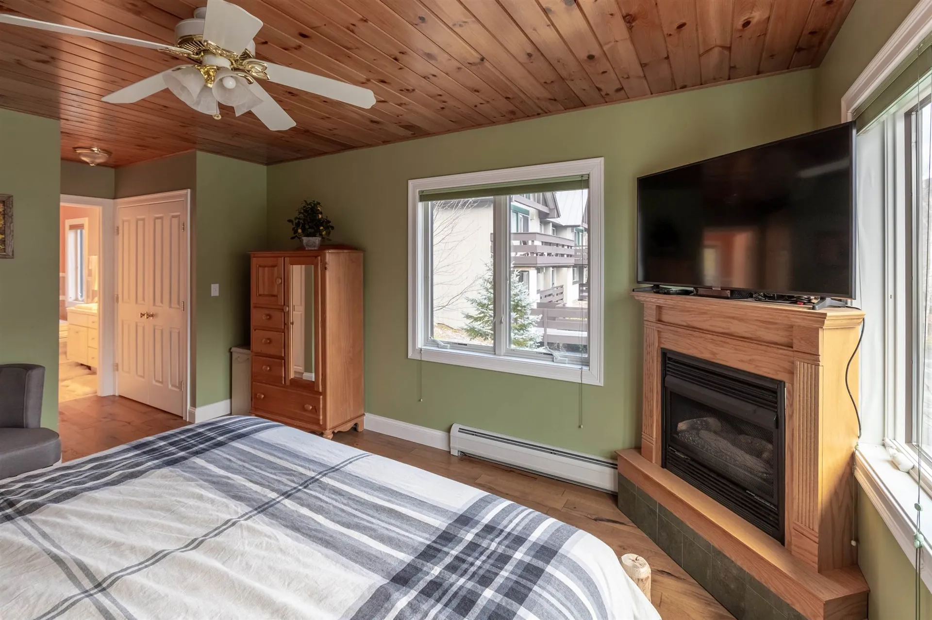 127 Coolidge Falls Road Lincoln NH 03251
