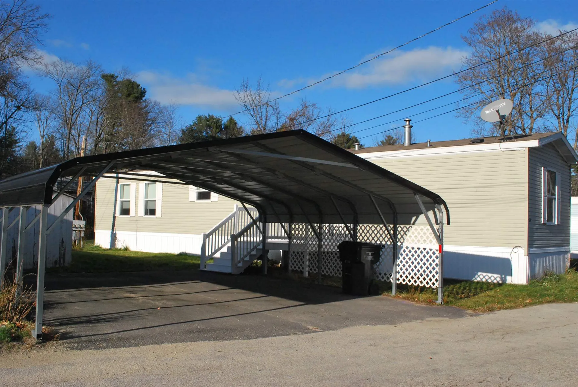 24 Mobile Drive Hudson NH 03051